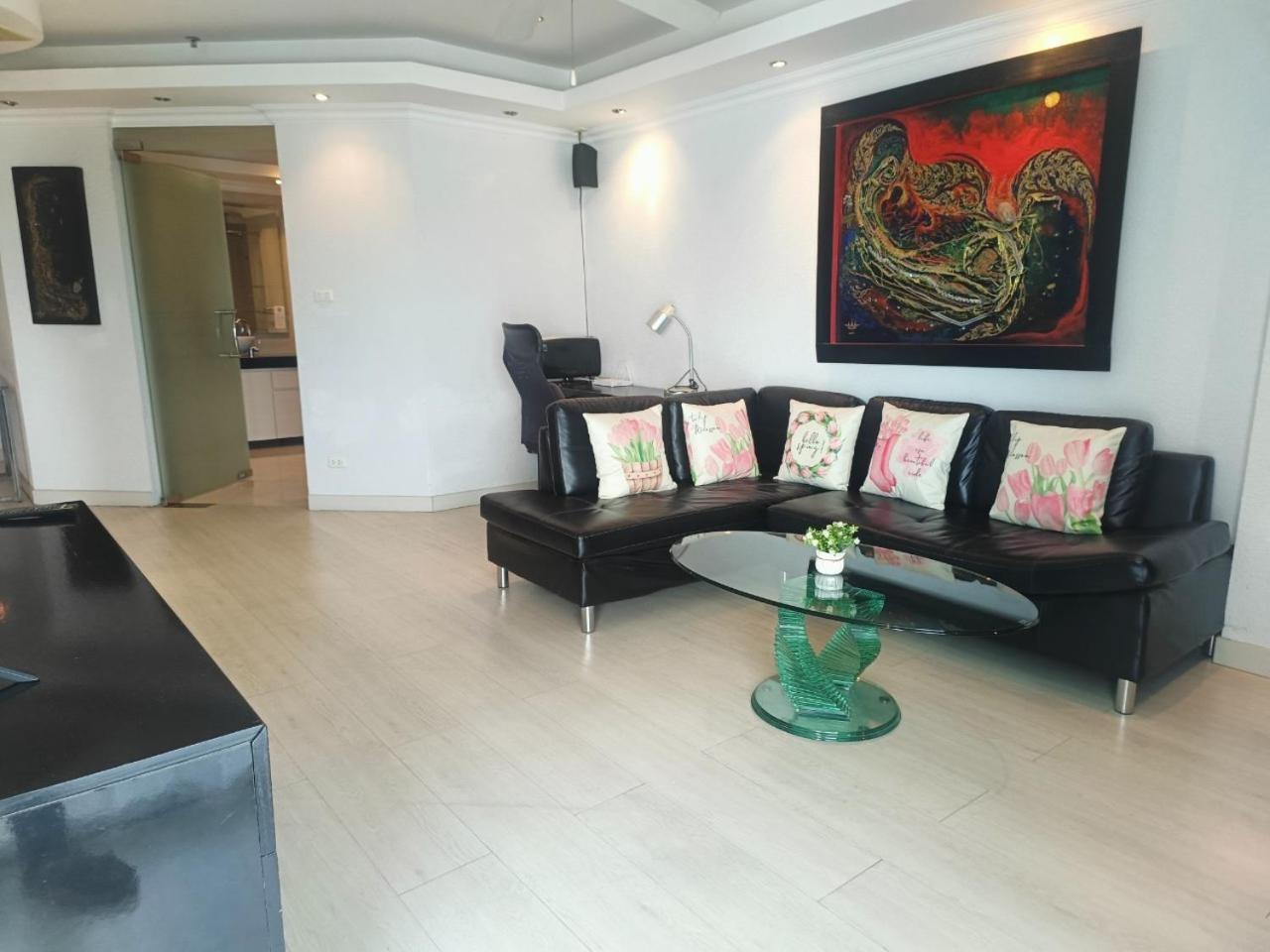 View Talay 6 Pattaya Beach Apartment By Honey Exterior foto