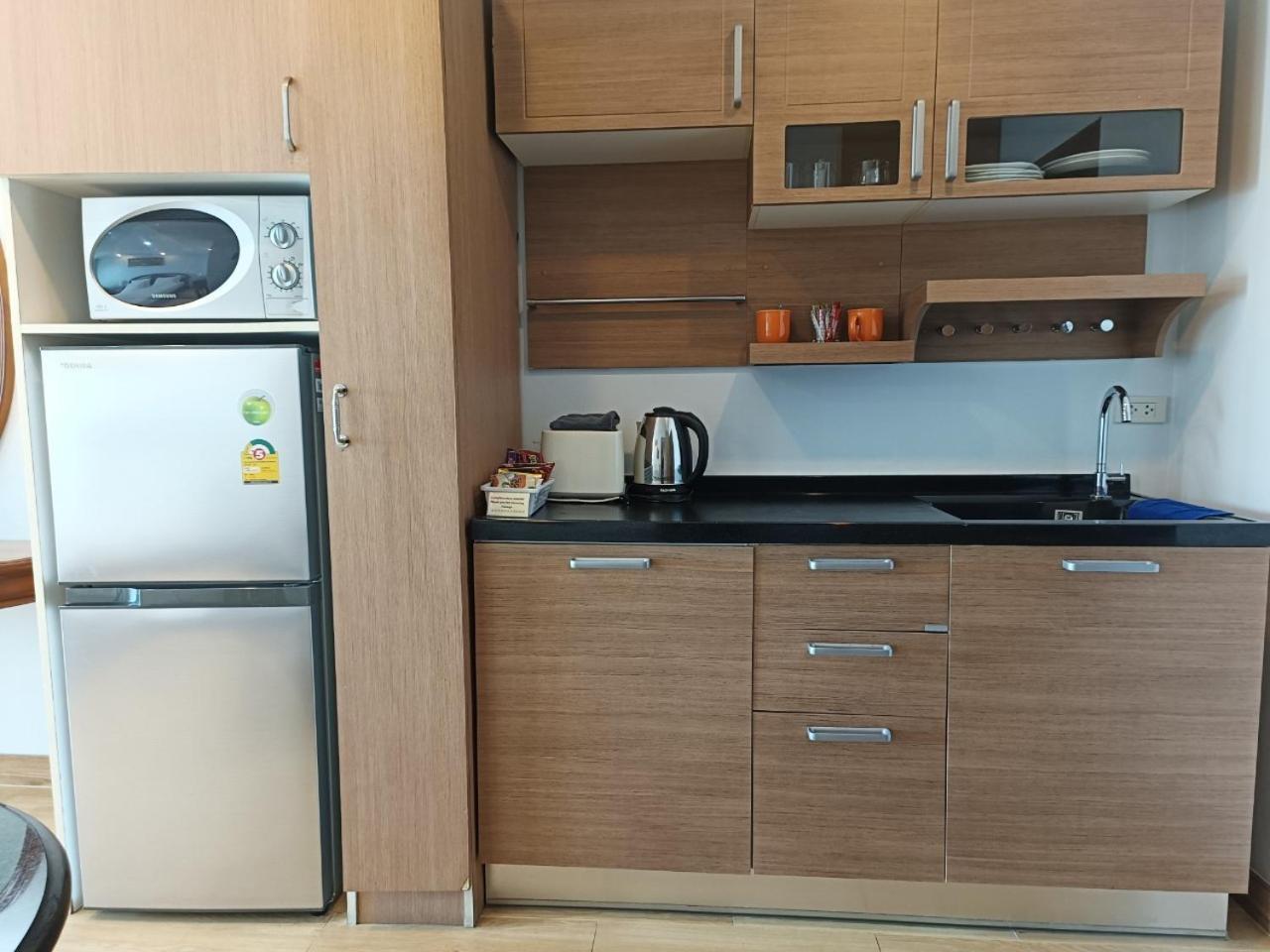 View Talay 6 Pattaya Beach Apartment By Honey Exterior foto