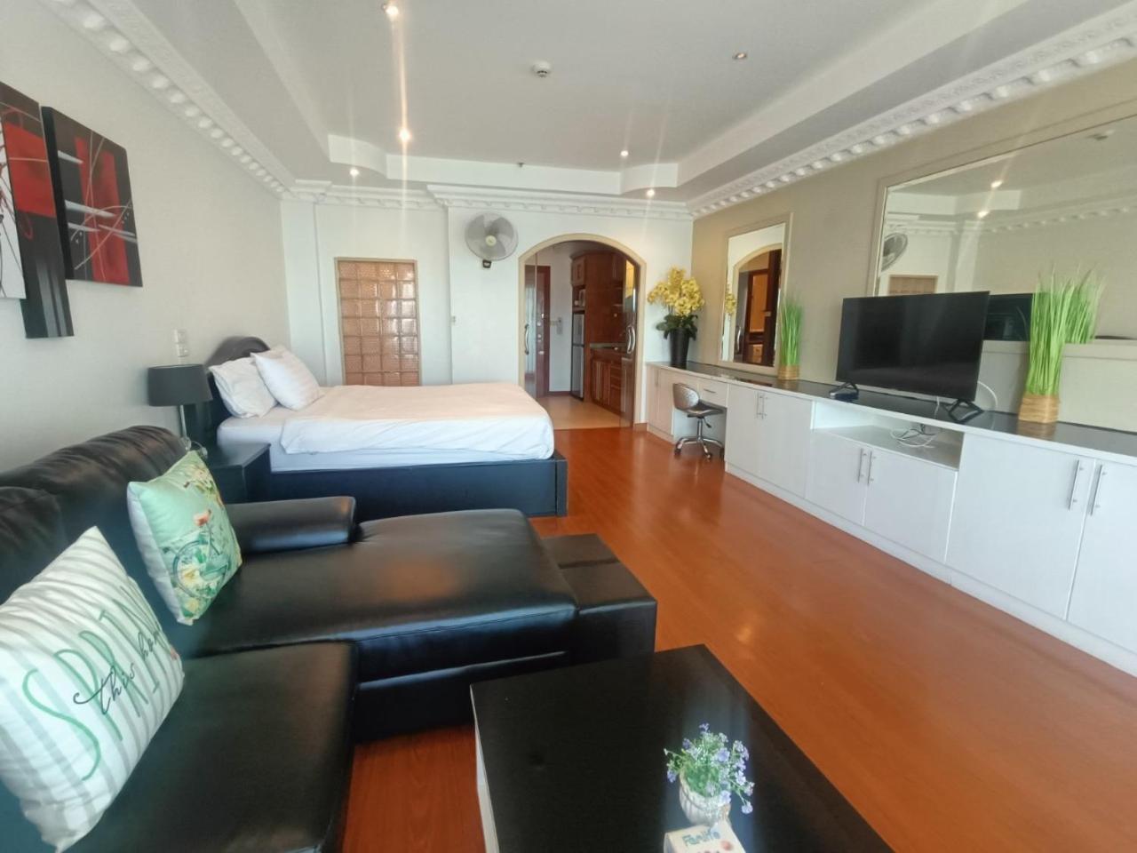 View Talay 6 Pattaya Beach Apartment By Honey Exterior foto