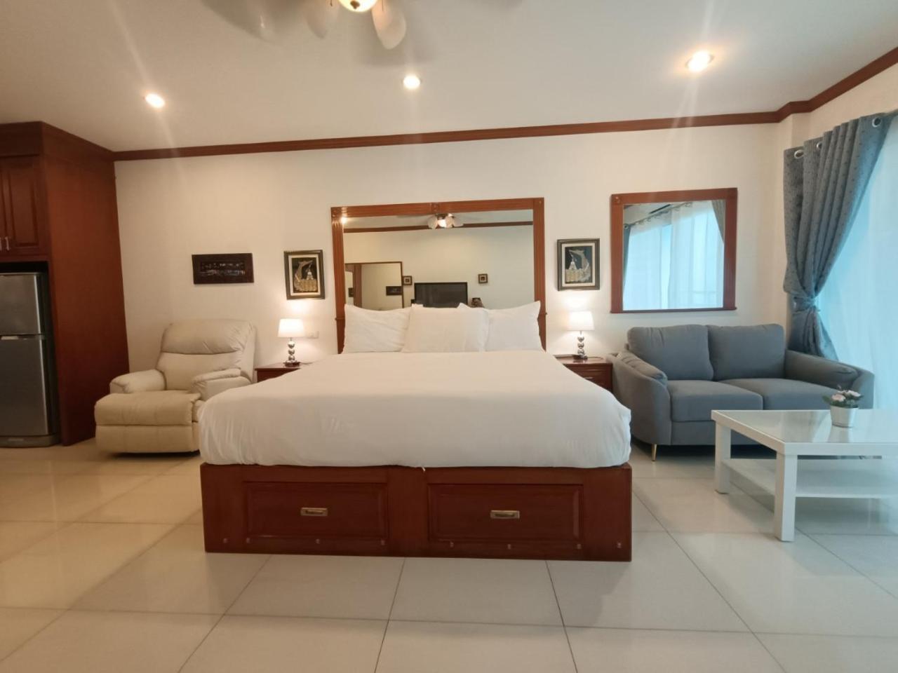 View Talay 6 Pattaya Beach Apartment By Honey Exterior foto