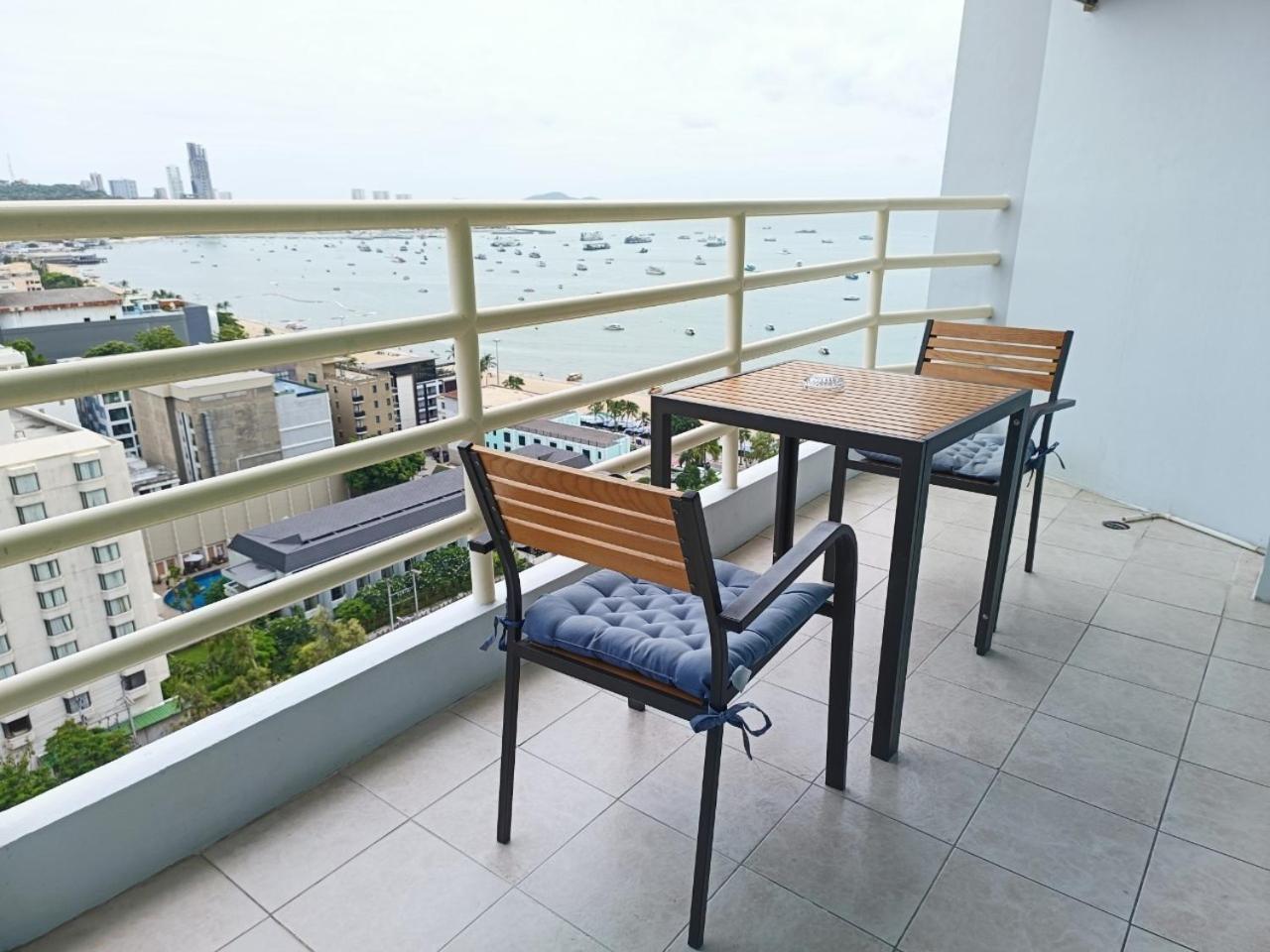 View Talay 6 Pattaya Beach Apartment By Honey Exterior foto