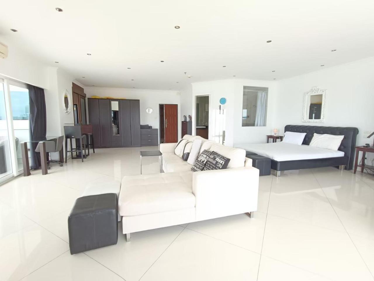 View Talay 6 Pattaya Beach Apartment By Honey Exterior foto