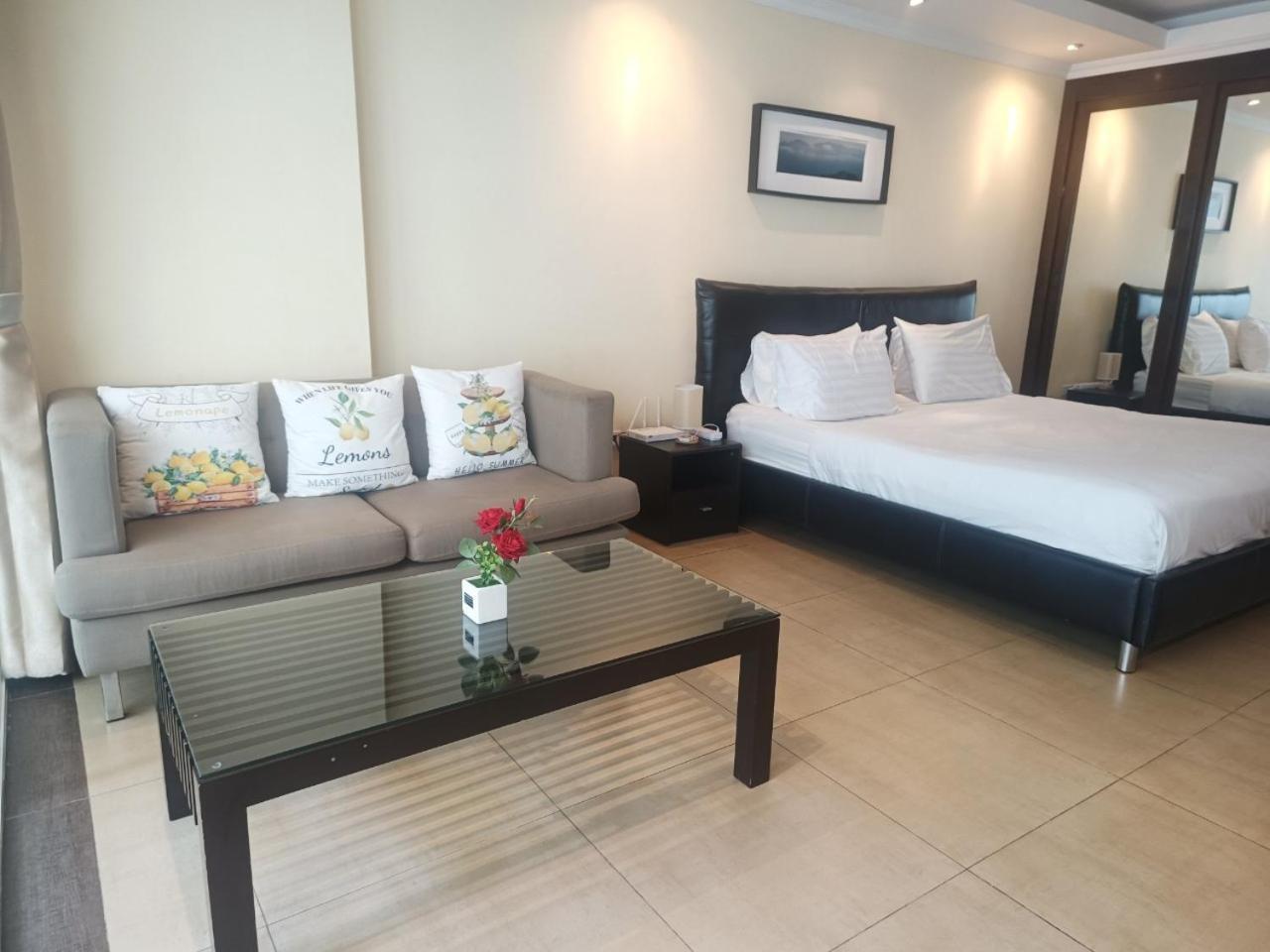 View Talay 6 Pattaya Beach Apartment By Honey Exterior foto
