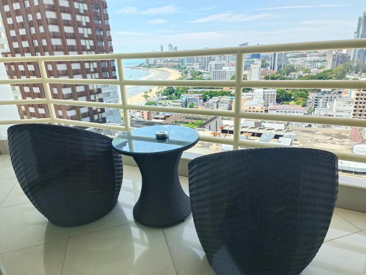 View Talay 6 Pattaya Beach Apartment By Honey Exterior foto